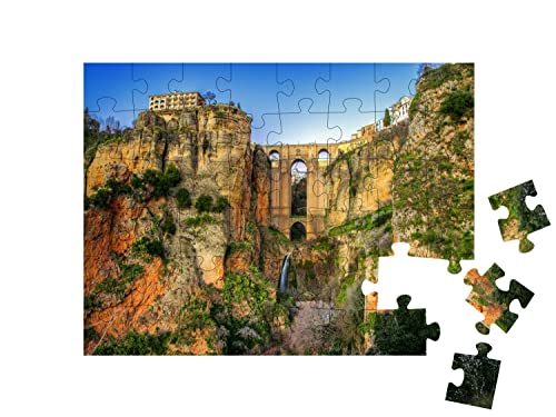 puzzleYOU-Puzzle-Historisches-Dorf-Ronda-in-Andalusien-Spanien–aus-der-Puzzle-Kollektion-Spanien-0-0