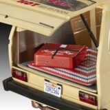 Revell-Model-Set-Stranger-Things-VW-T3-Bus-Surfer-Boy-0-3 Revell-Model-Set-Stranger-Things-VW-T3-Bus-Surfer-Boy-0-3