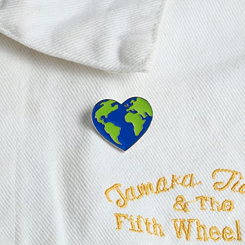 Gruene-Erde-Herz-Weltkarte-Label-Pins-Legierung-Broschen-Hut-Kleidung-Tasche-Emaille-Pin-Reise-Gedenkabzeichen-Unisex-Schmuck-Geschenke-Fashion-processing-0-0