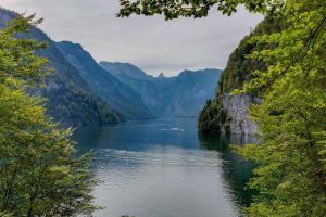 The best Koenigssee sights: 10 tips for the dream lake in Germany