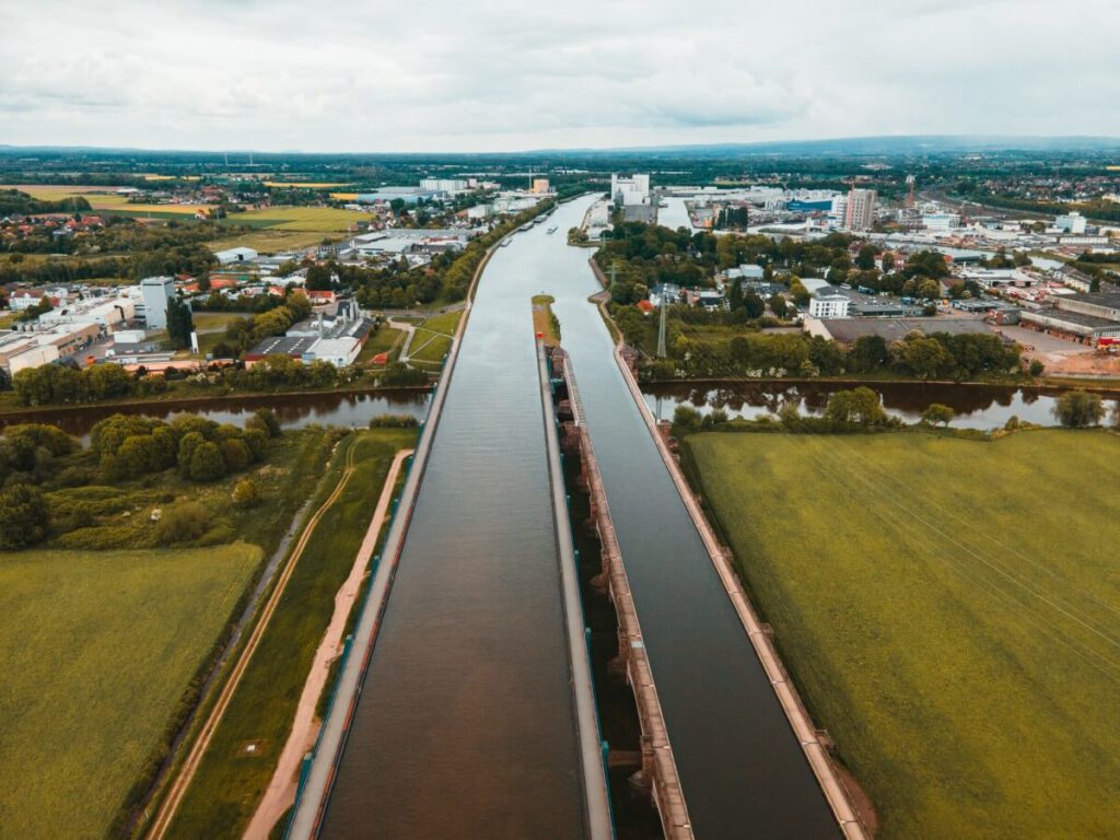 Minden Waterway Intersection over the Weser River