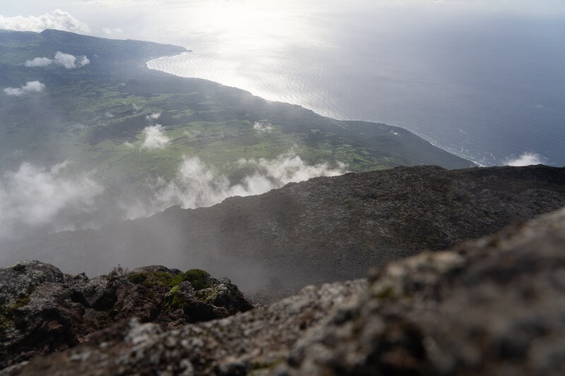 Blick auf Küste Picos vom Vulkangipfel