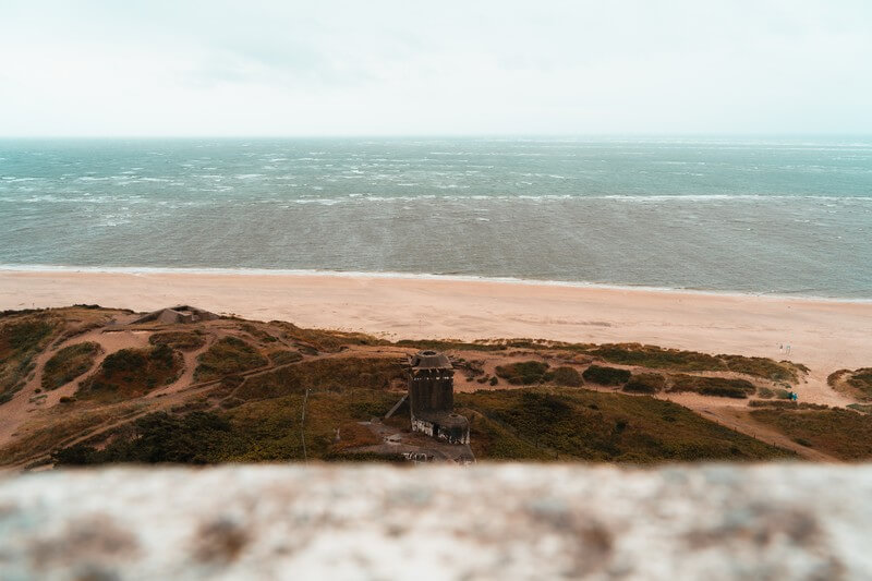 Blavandshuk Fyr Ausblick auf Nordsee Strand und Bunker