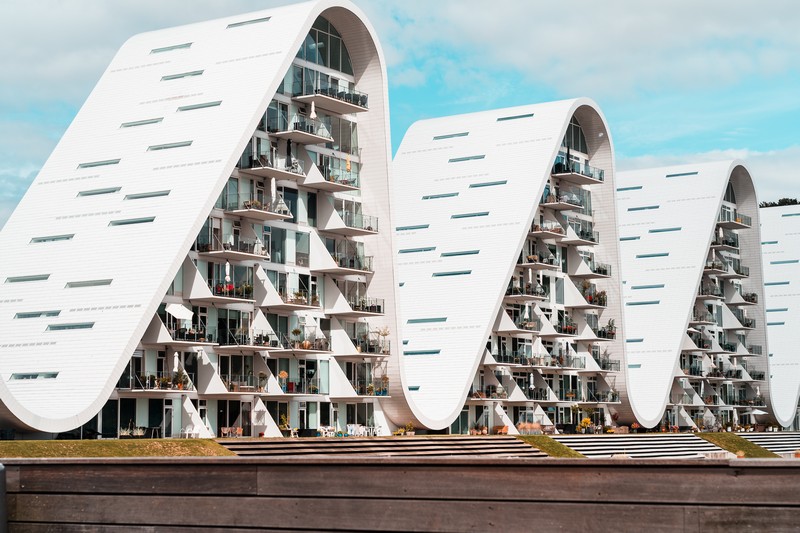 Wellenförmiges Wohnhaus in Vejle in Dänemark