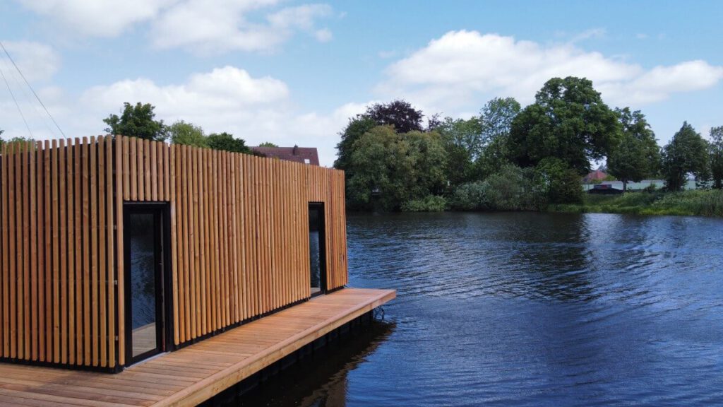 Ahoi Sauna auf dem Wasser