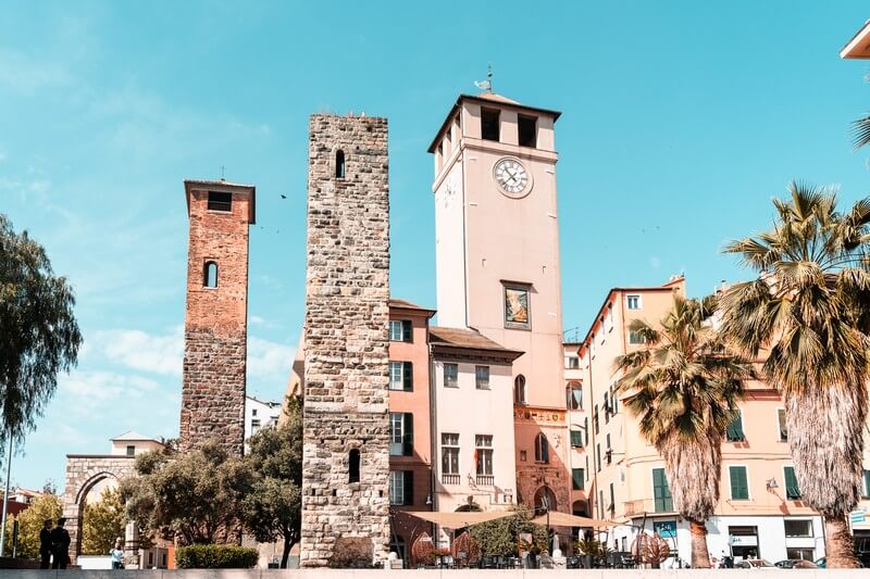 Türme am Torre Brandale in Savona