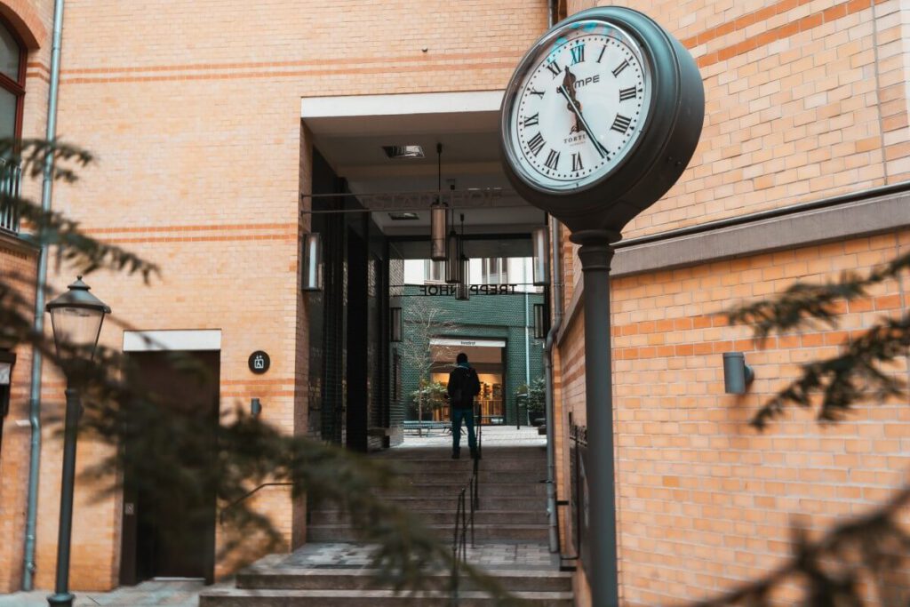 Uhr bei den Stadthöfen