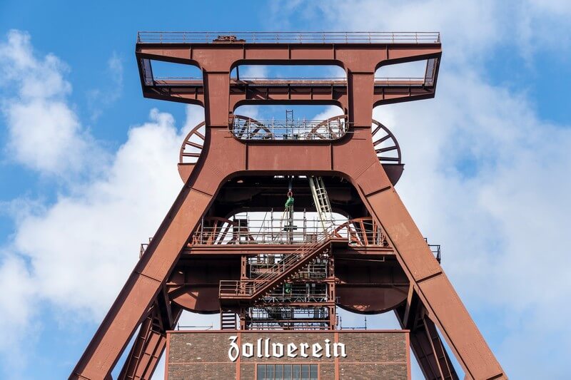 Turm am Schacht XII der Zeche Zollverein in Essen