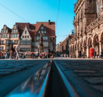 Bremer Marktplatz mit Kaufhäusern im Fachwerk-Stil