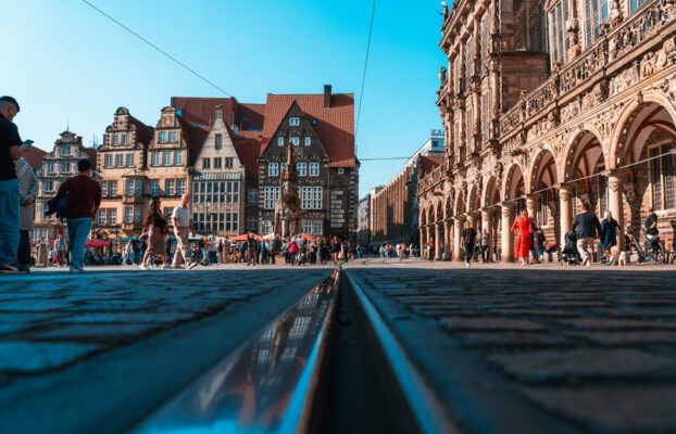 Bremer Marktplatz mit Kaufhäusern im Fachwerk-Stil