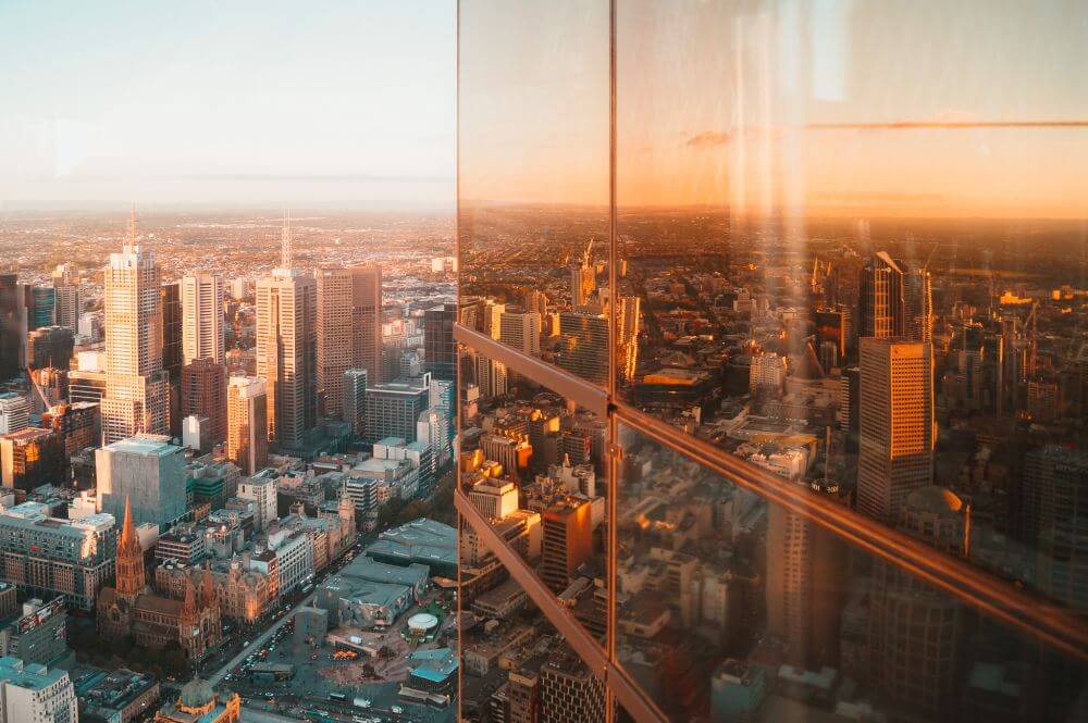 Melbourne Skyline vom Hochhaus anschauen