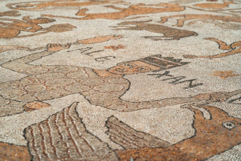 Alexander der Große im Bodenmosaik der KAthedrale