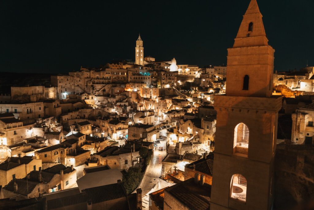 Matera bei Nacht.