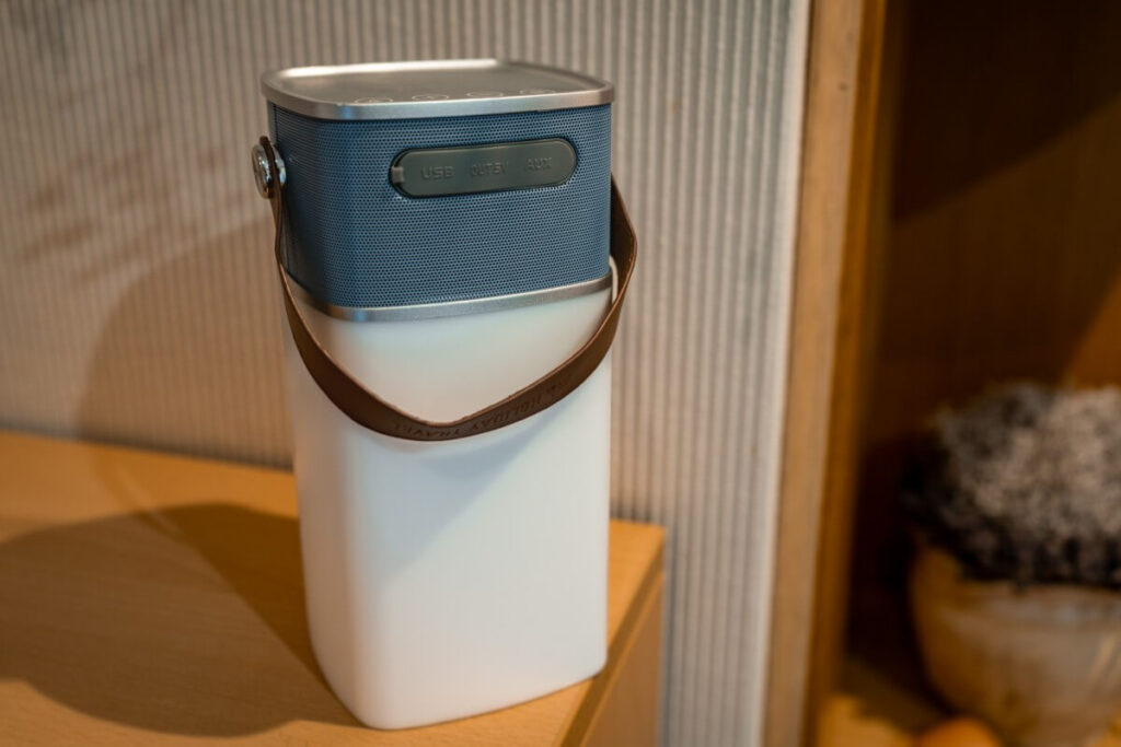 Lampe mit Bluetooth-Speaker