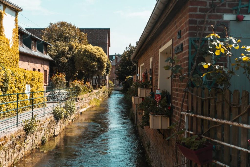 Fluss Veules fleißt durch Veule-les-Roses