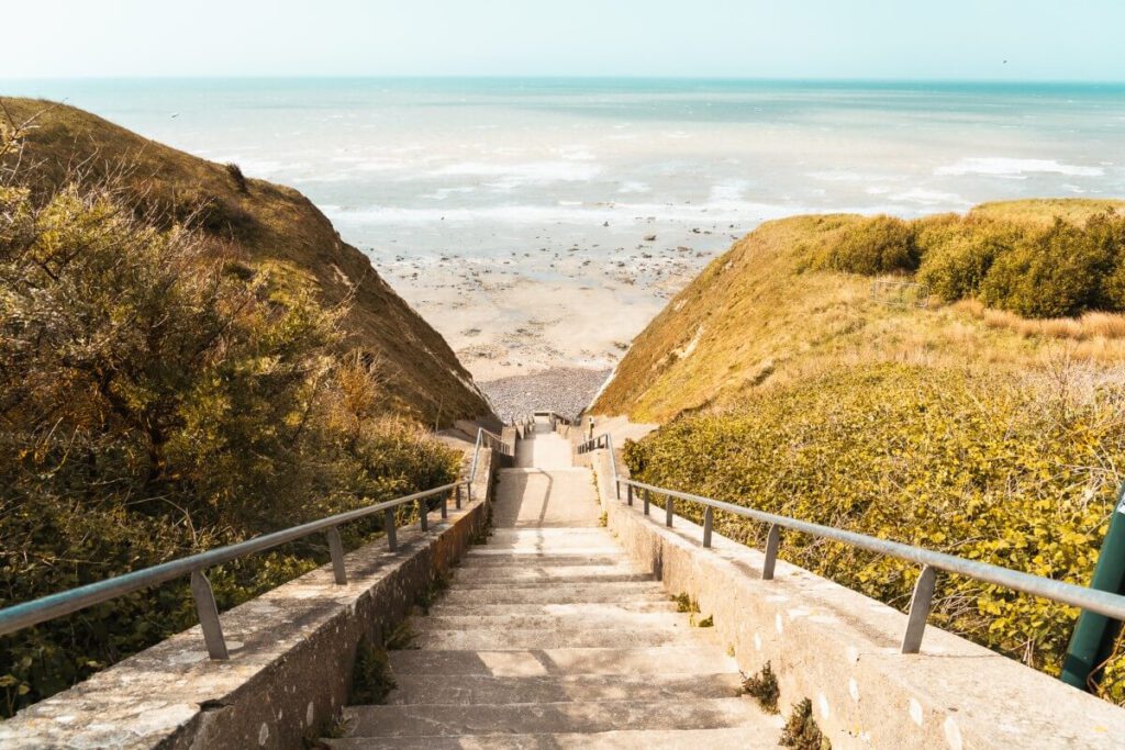 L escalier des falaises, Treppe zur Klippe