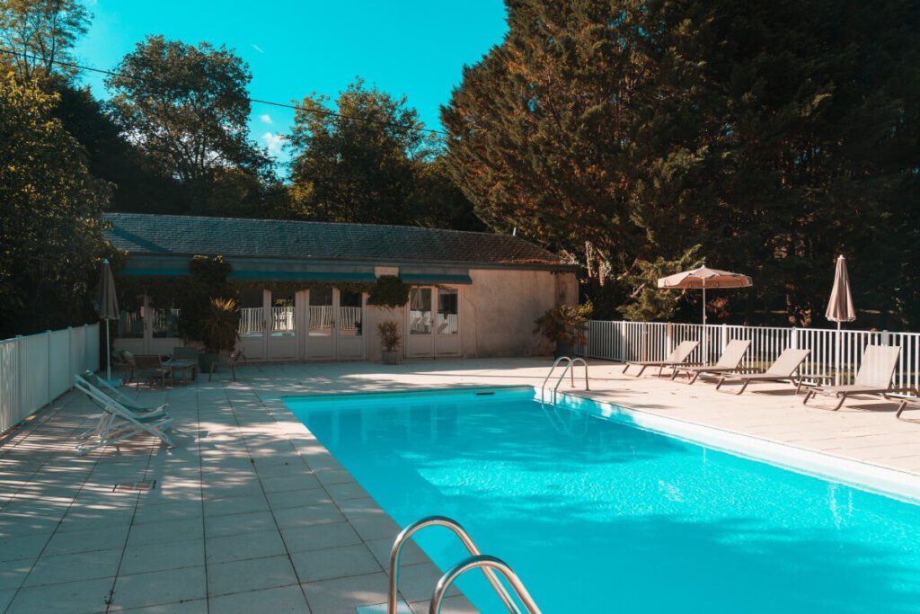 Château Meyre Swimmin Pool