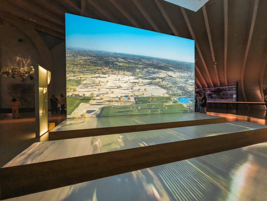 Cite du Vin Leinwand