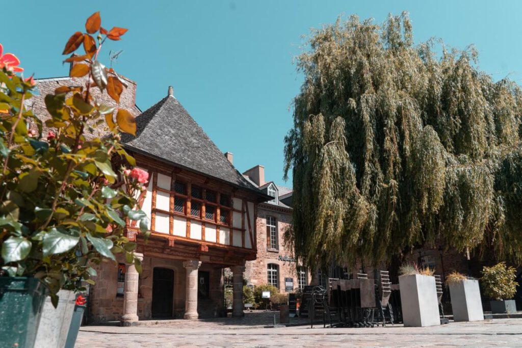 Maison De La Harpe in Dinan