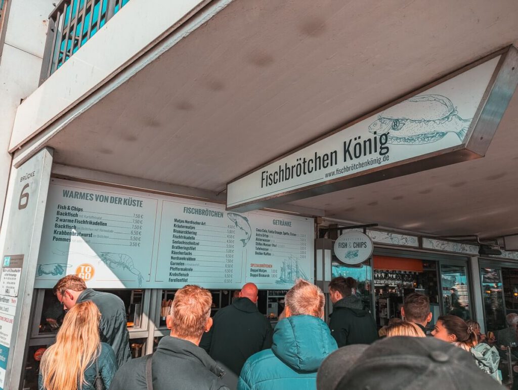 Fischbrötchen Stand an den Landungsbrücken