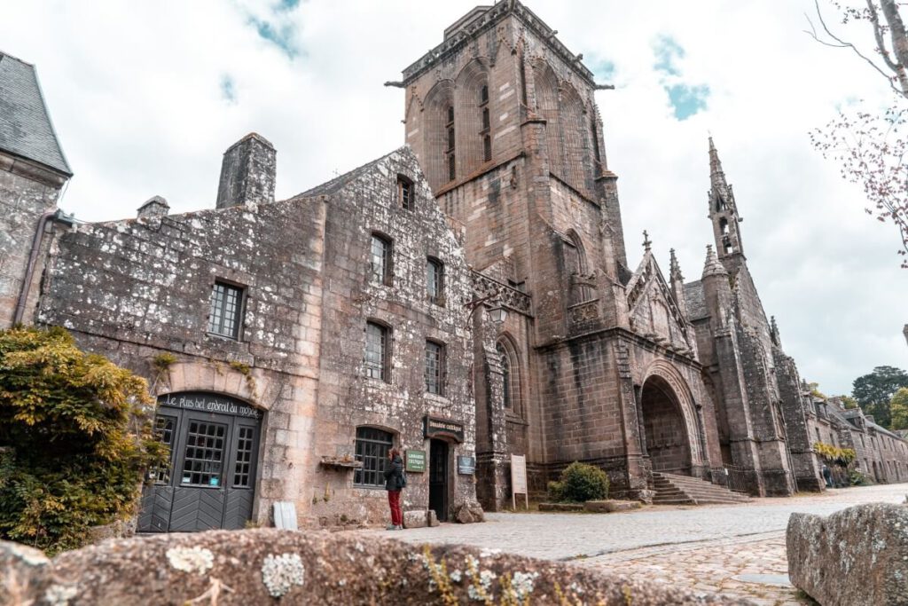 Locronan Kirche Saint-Ronan
