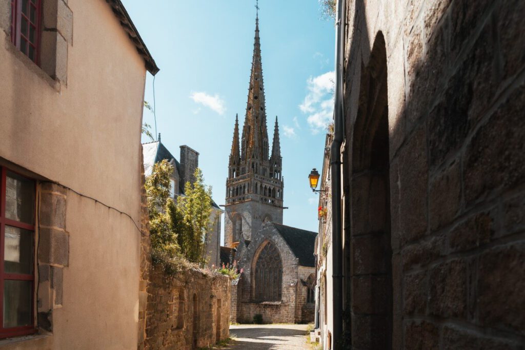 Gasse in der Altstadt von Pont-Croix