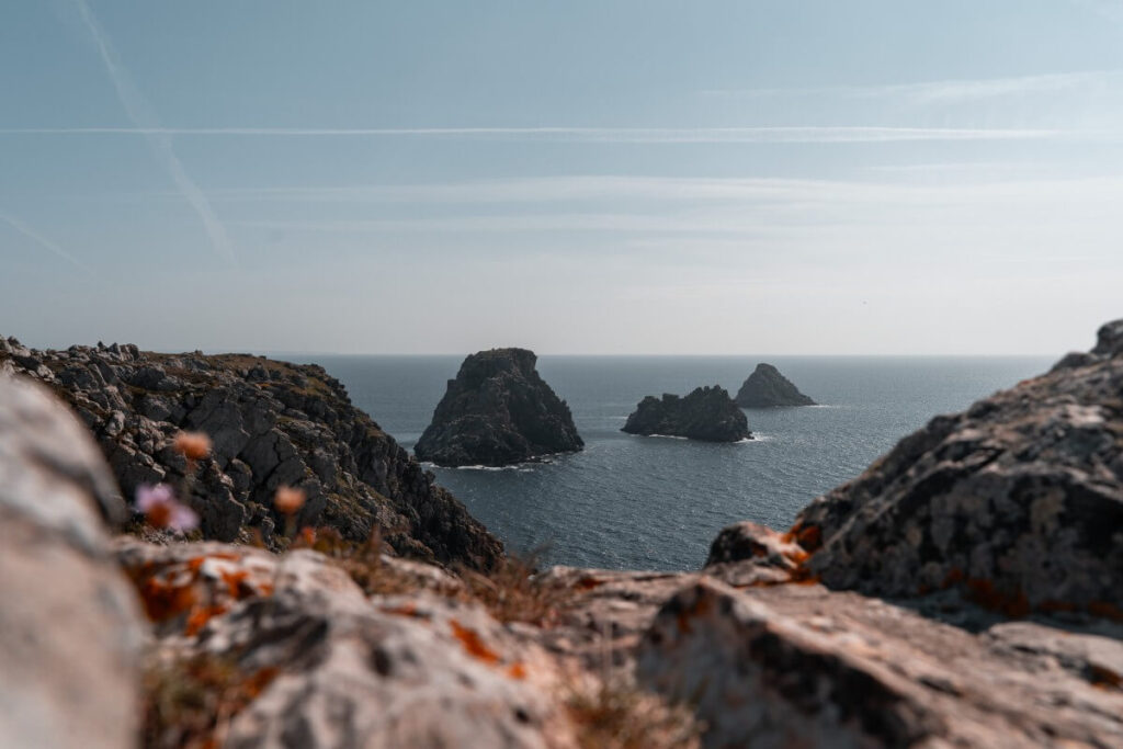 Die Inseln am Pointe de Pen Hir.