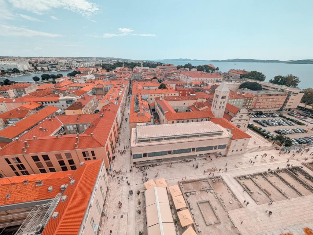 Umrisse des römischen Forums von Zadar von oben