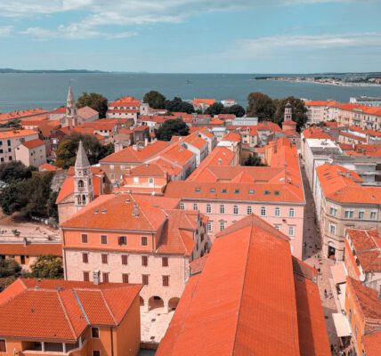 Blick über die Dächer von Zadar.