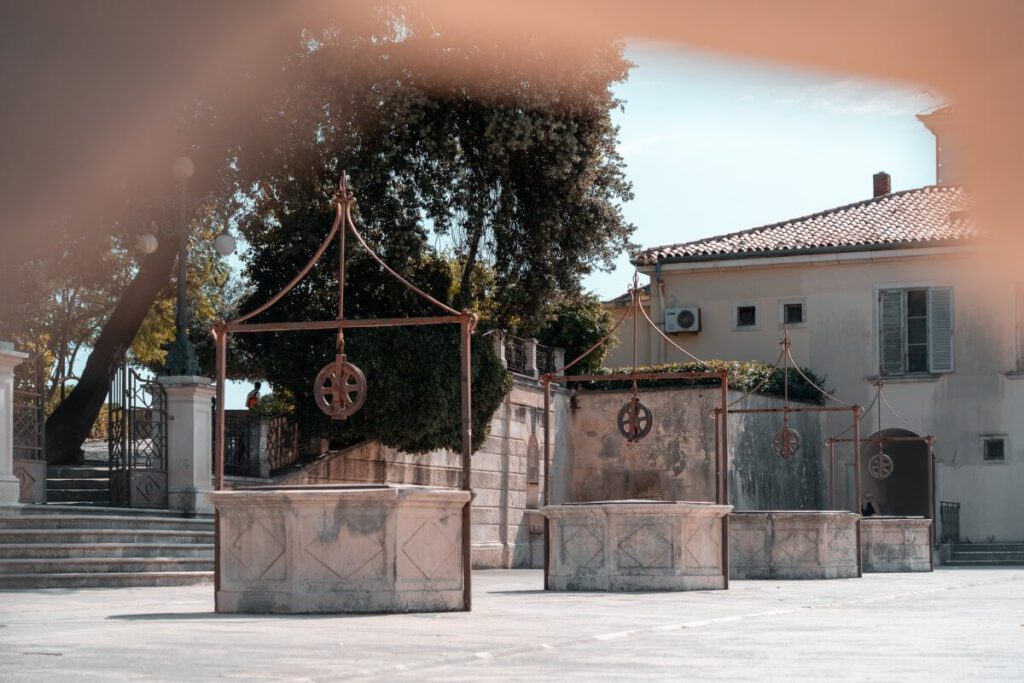 Platz der fünf Brunnen in Zadar