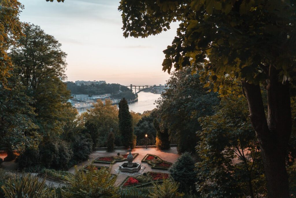 Miradouro da Ponte da Arrabida nach Sonnenuntergang