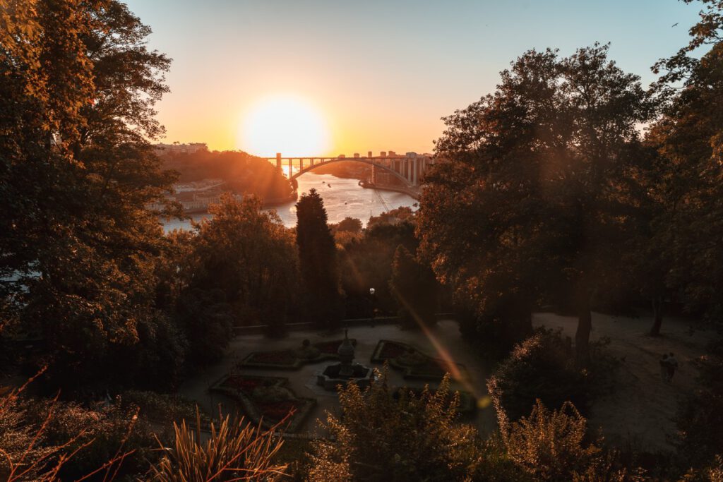 Miradouro da Ponte da Arrabida Sonnenuntergang