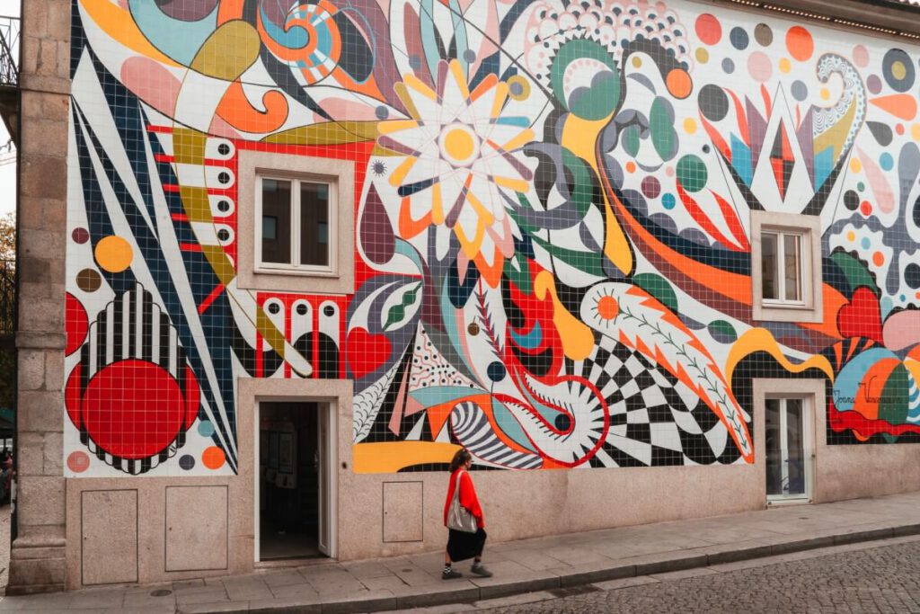 Painel de Azulejos - Joana Vasconcelos