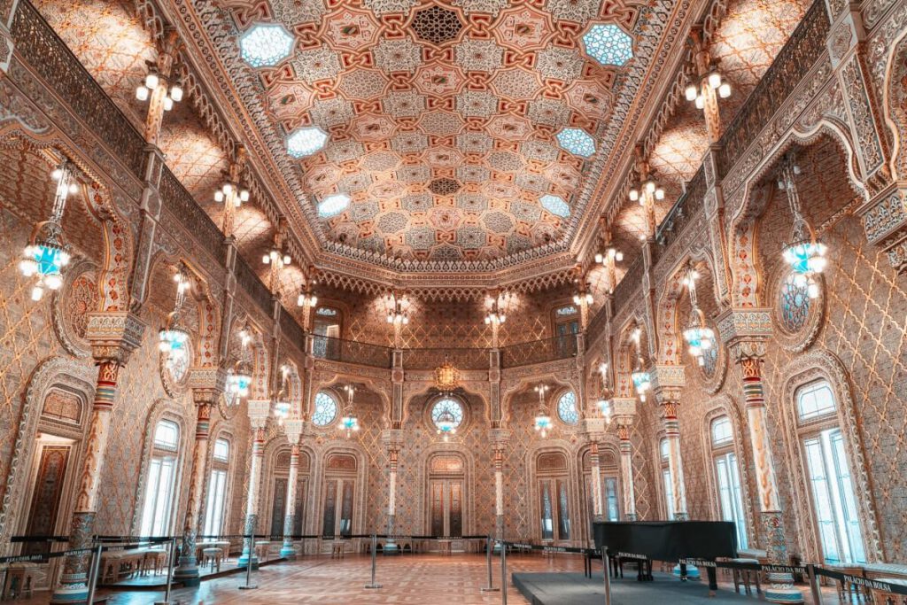 Der Maurische Saal im Palácio da Bolsa.