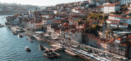 Die Ribeira, ein Teil der Altstadt Portos am Ufer des Douros