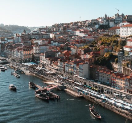Die Ribeira, ein Teil der Altstadt Portos am Ufer des Douros