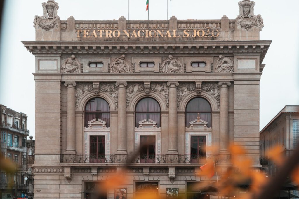 Die Fassade des Teatro Nacional.