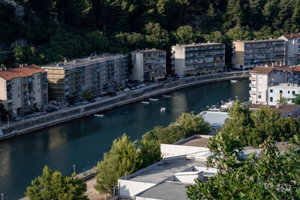 Zrmanja-Fluss durch Obrovac