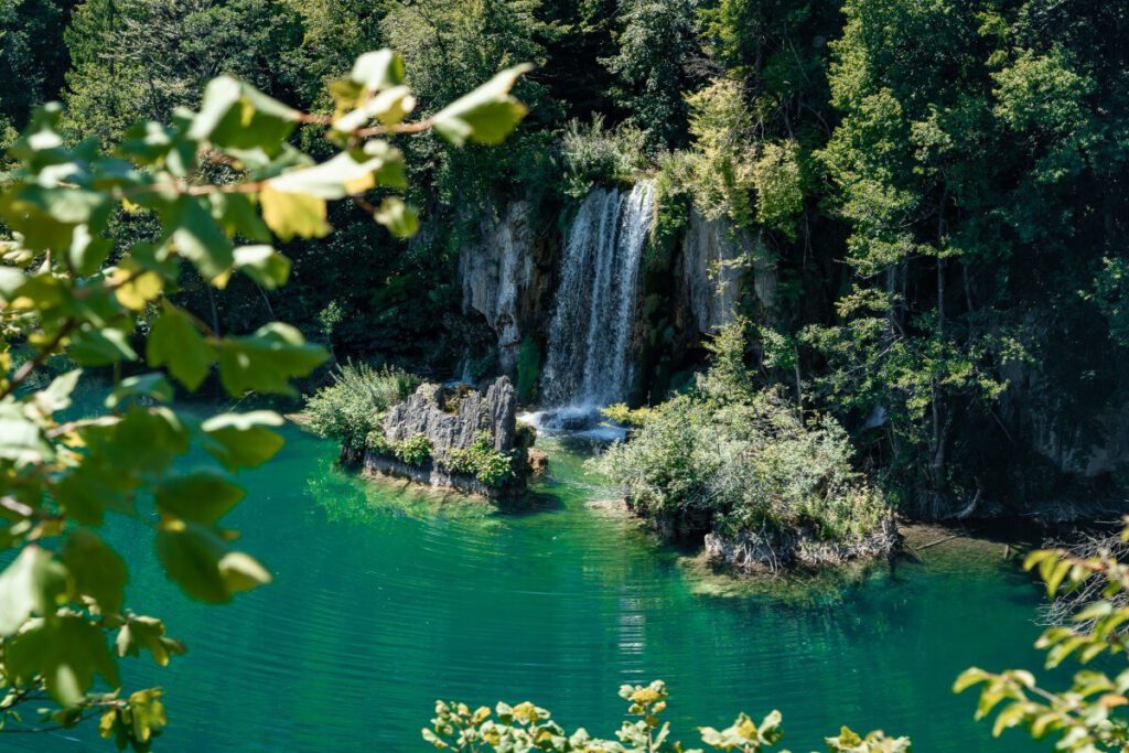 Jarkuse Wasserfall in den Plitvicer Seen