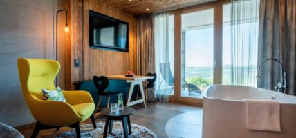 Hotel mit Whirlpool im Zimmer Hotel Huettenhof Romantik Suite