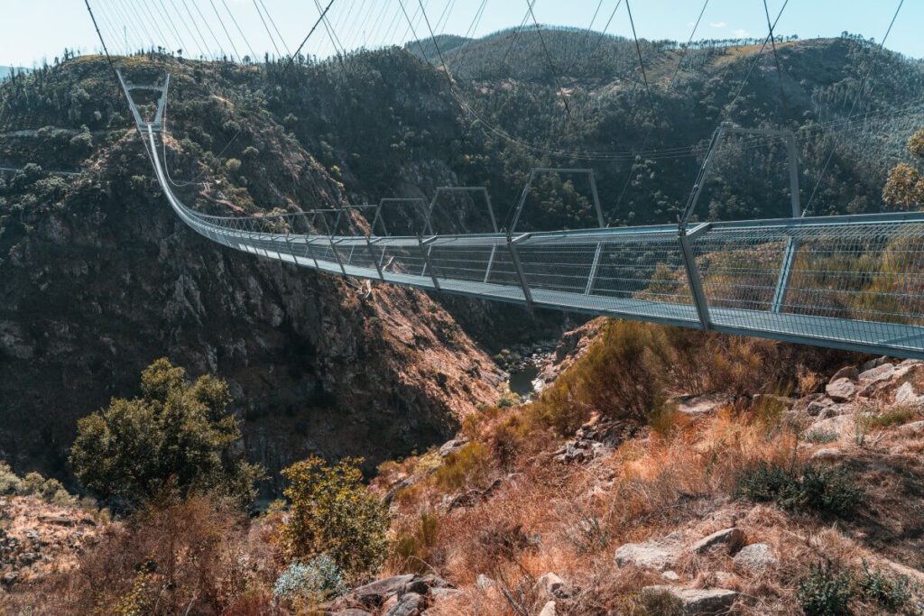 Arouca Brücke von der Seite