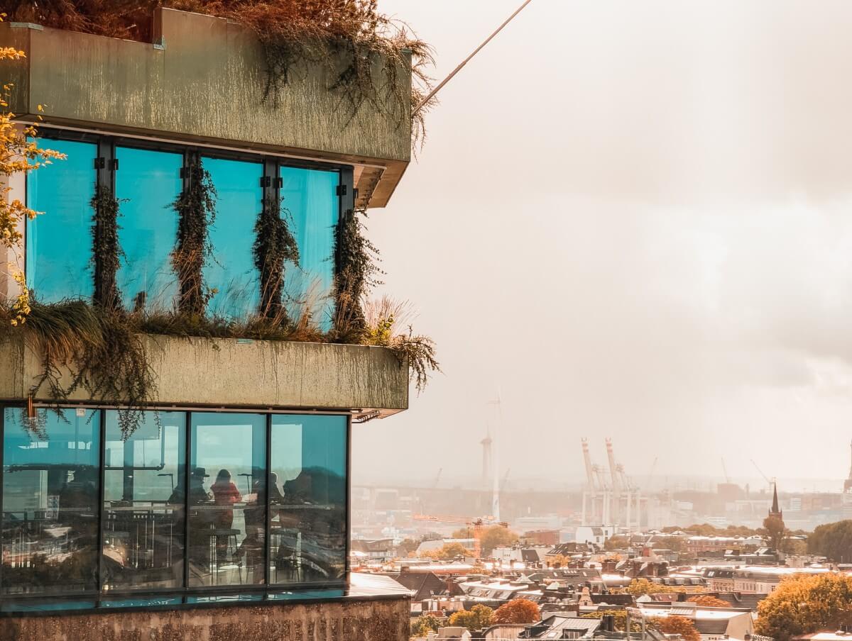 Das REVERB Hotel im begrünten Bunker St. Pauli Hamburg