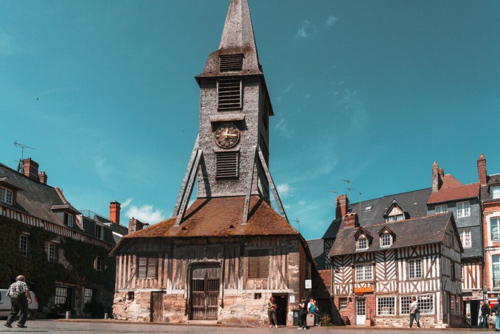 Glockenturm der Église Sainte Catherine in Honfleur