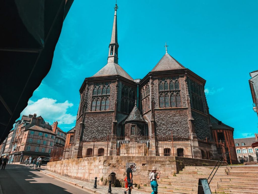Église Sainte Catherine Frontalansicht