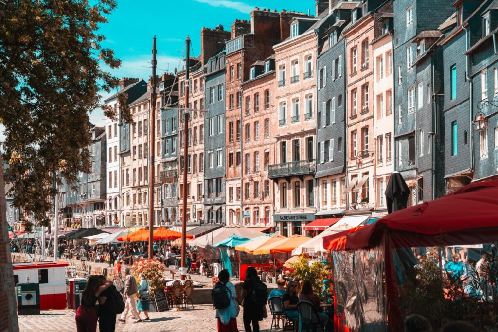 Le Vieux-Bassin Quai St Catherine Restaurants