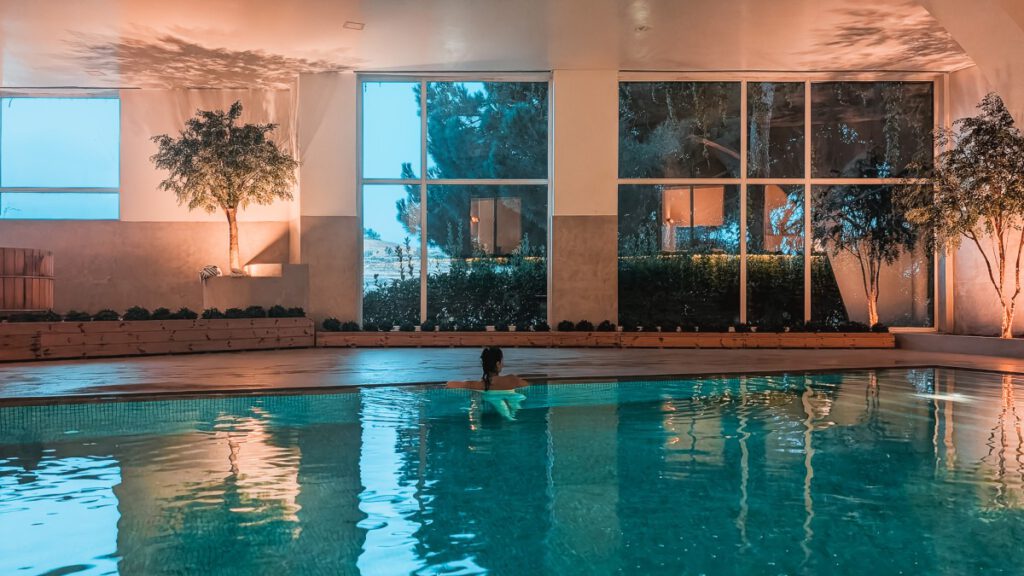 Inndor Pool des Lamgeo Hotel & Life