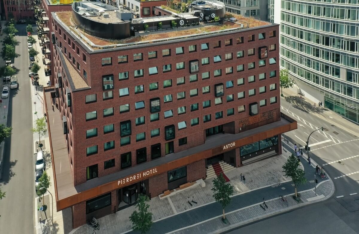 Außenansicht des PIERDREI Hotel HafenCity
