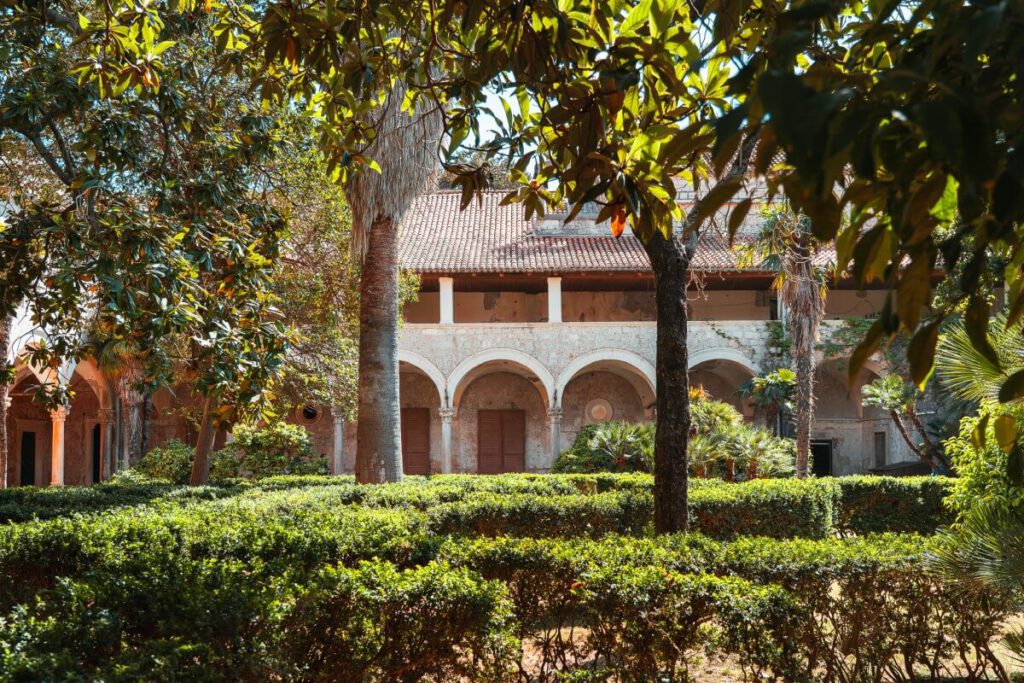 Qarth Drehort in der Klosteranlage auf der Insel Lokrum