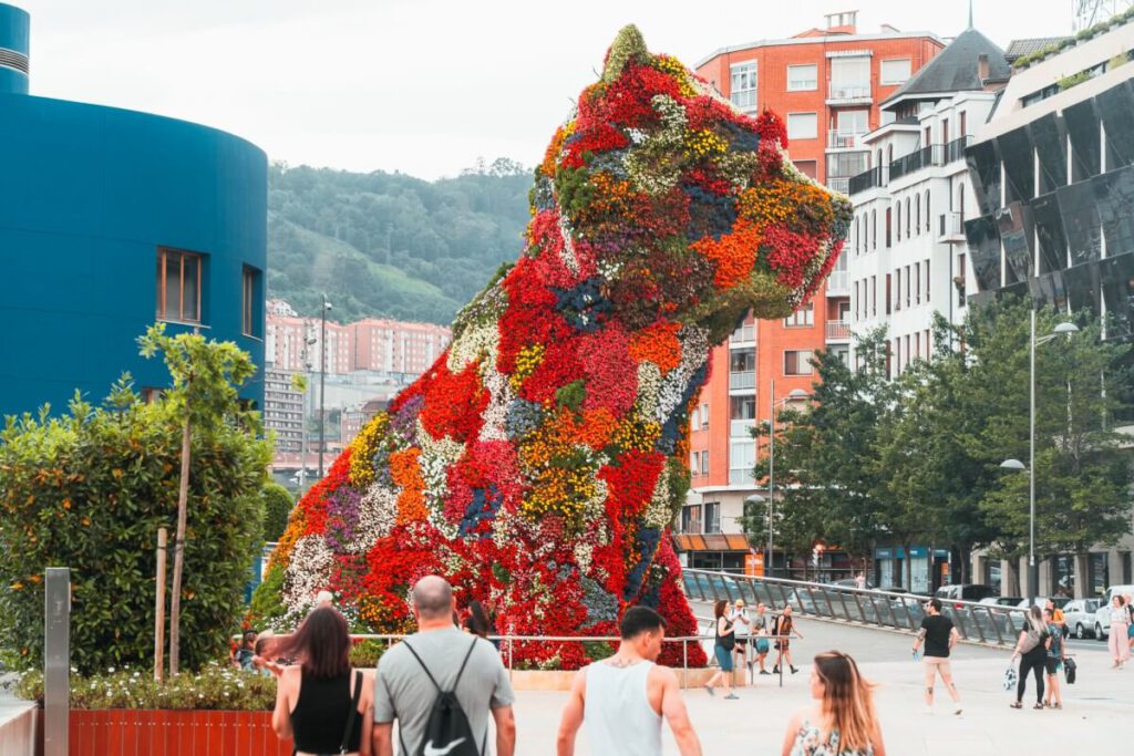 Der Blumenwelpe "Puppy" von Jeff Koons