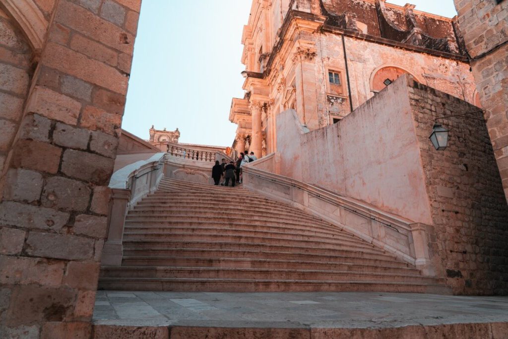  Jesuiten-Treppe mit nur wenigen Touristen